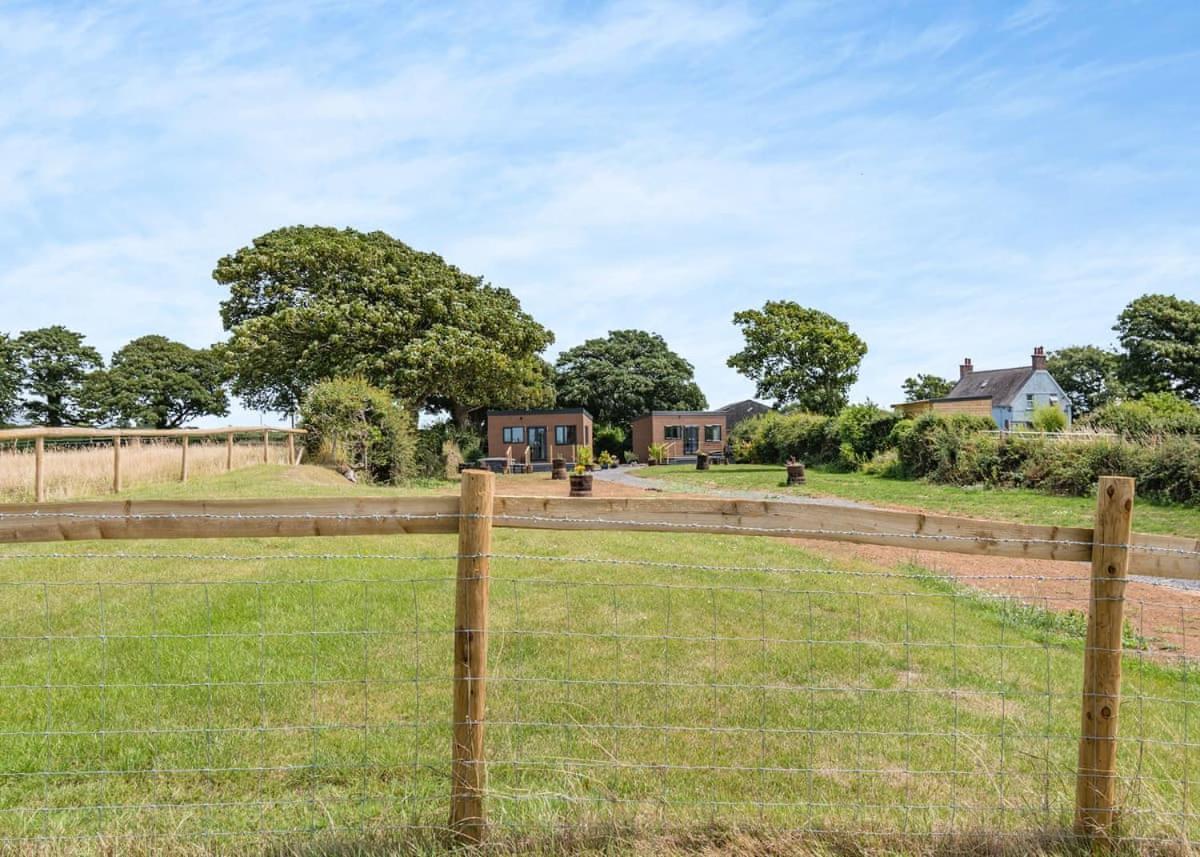 Calvesland Hideaway Hotel Manorbier Bagian luar foto