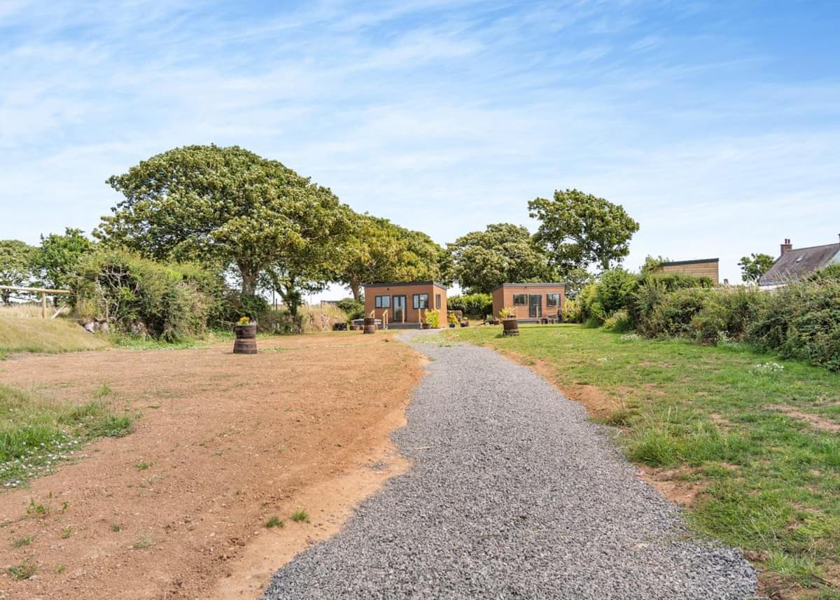 Calvesland Hideaway Hotel Manorbier Bagian luar foto